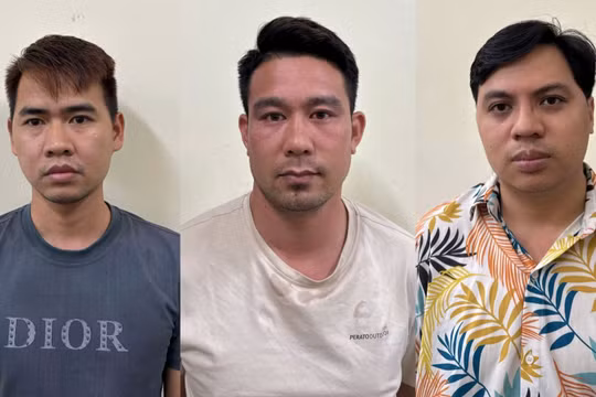 Các bị can Nguyễn Văn Hưng, Nguyễn Văn Phúc và Phan Quang Huỳnh (từ trái qua phải).