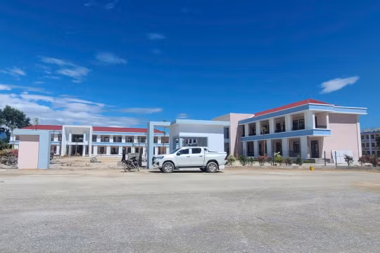 Trường Phổ thông nội trú liên cấp Tiểu học và THCS Hương Khê.