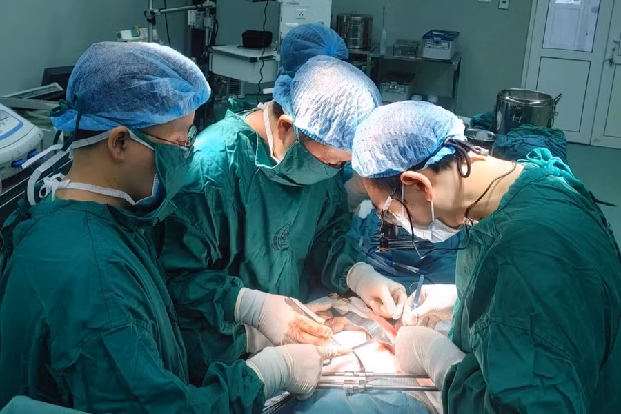 Theo khảo sát của JobsGO, nhóm nhân sự ngành y tế được ghi nhận là có sự ổn định khá cao với tỷ lệ mong muốn thay đổi thấp nhất (38,6%). Ảnh minh họa