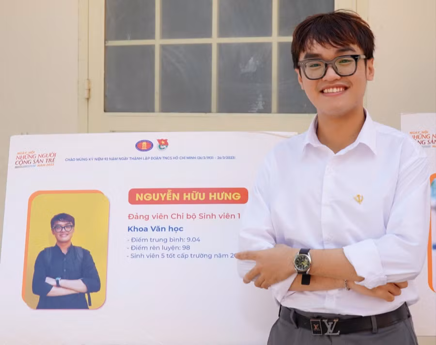 Nguyễn Hữu Hưng đạt nhiều thành tích tốt trong 4 năm học đại học. Ảnh: NVCC