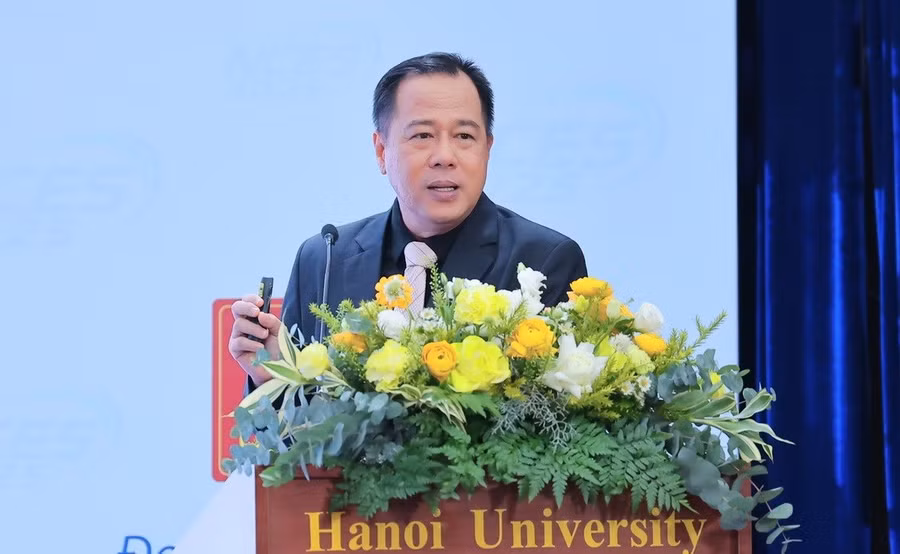 dao-tao-giao-vien-theo-mo-hinh-truc-3-tang-2.jpg