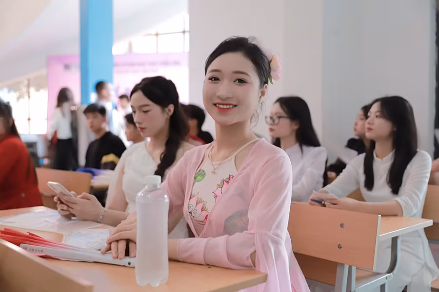 mo-canh-cua-de-dai-hoc-tham-gia-giao-duc-nghe-nghiep-1.jpg