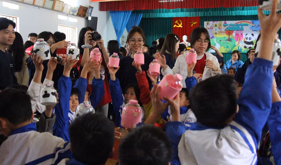 vi-mot-trai-dat-xanh-hon-moi-ngay-2.jpg