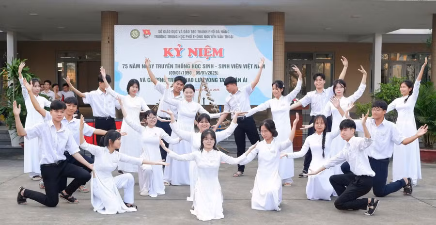 thap-lua-cho-hoc-sinh-sinh-vien-1.jpg