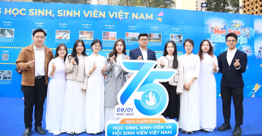 thap-lua-cho-hoc-sinh-sinh-vien-2.jpg