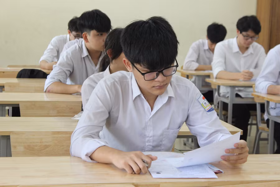Học sinh Hà Tĩnh tham dự Kỳ thi tốt nghiệp THPT 2024. Ảnh: TL