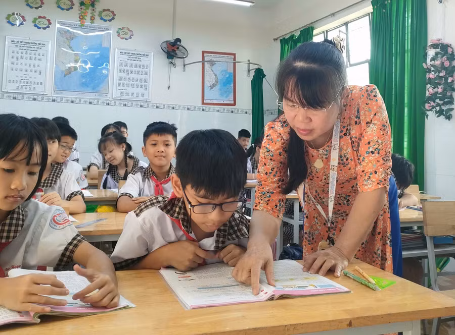 nhung-nguoi-thap-sang-tuong-lai-9532.jpg