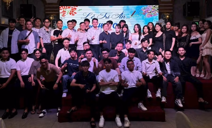to-bao-mang-gia-tri-nhan-van-4.jpg