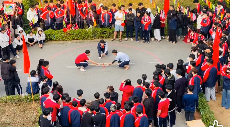 mo-rong-canh-cua-dai-hoc-3.jpg
