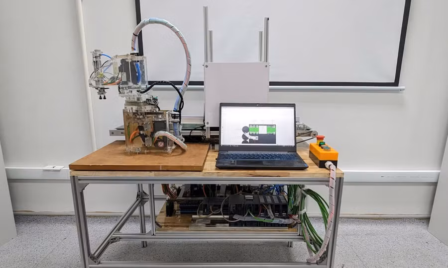 sinh-vien-say-me-che-tao-robot-phan-loai-rac-2.jpg