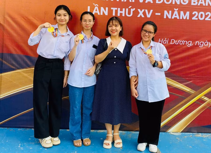 chien-thang-noi-so-gianh-giai-nhat-quoc-gia-mon-van-1.jpg