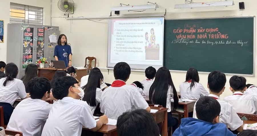 dong-bo-chinh-sach-de-giu-chan-nha-giao-1-3607.jpg