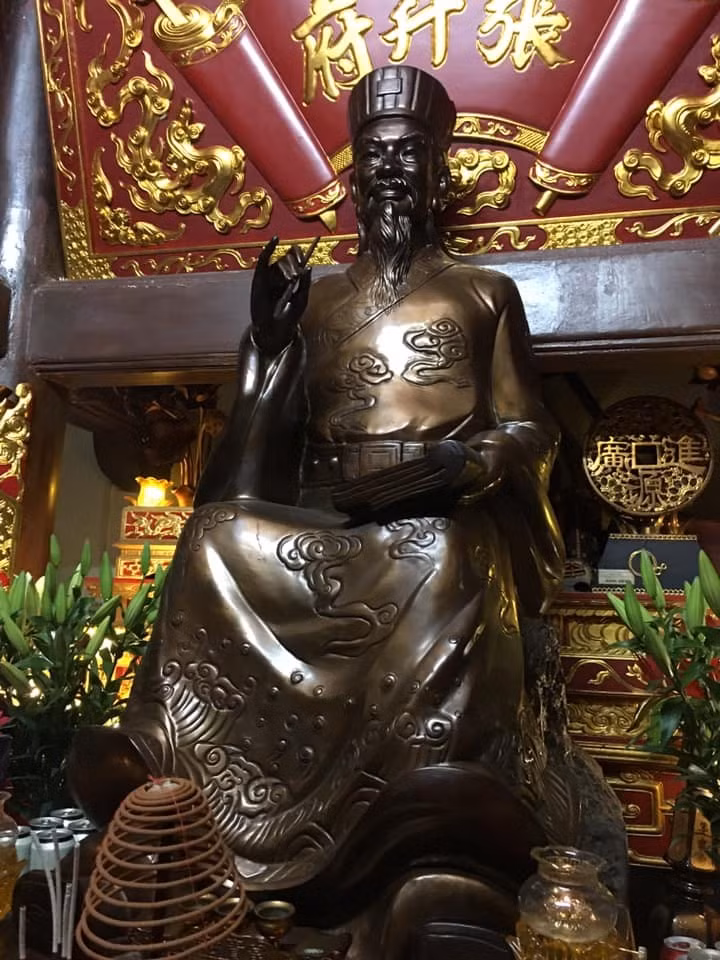 vi-danh-si-duoc-vi-nhu-nui-cao-sao-sang-lang-nho-2.jpg