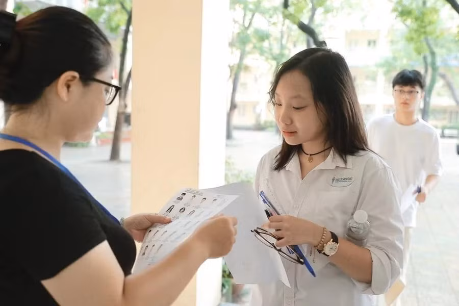 phan anh ro chat luong day hoc2.JPG