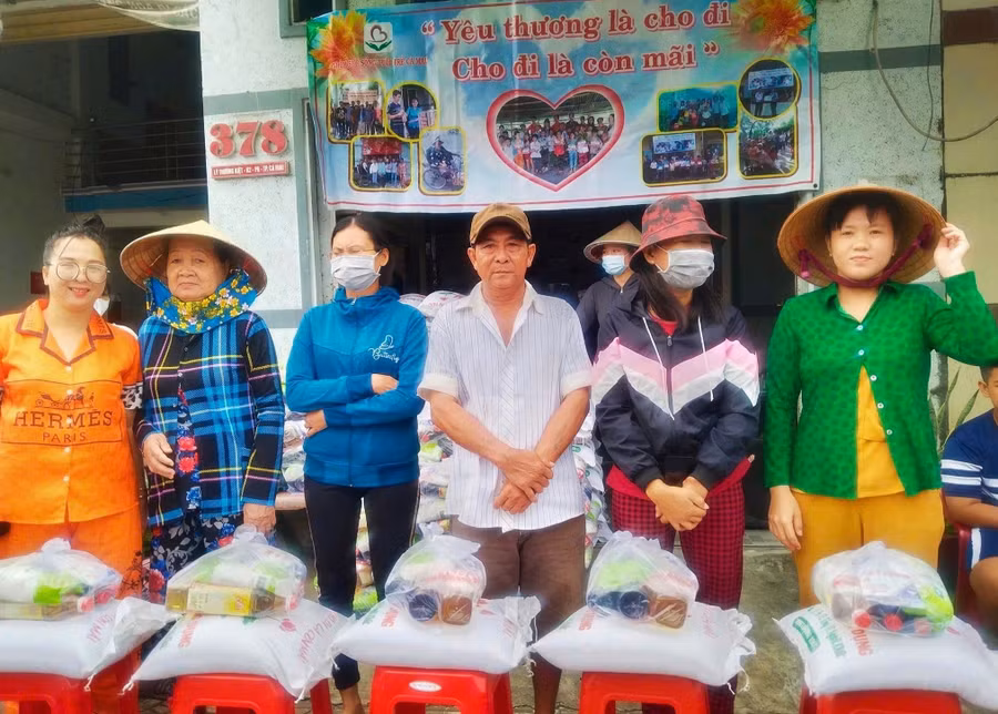 co-giao-mang-yeu-thuong-cho-nguoi-yeu-the-4.jpg