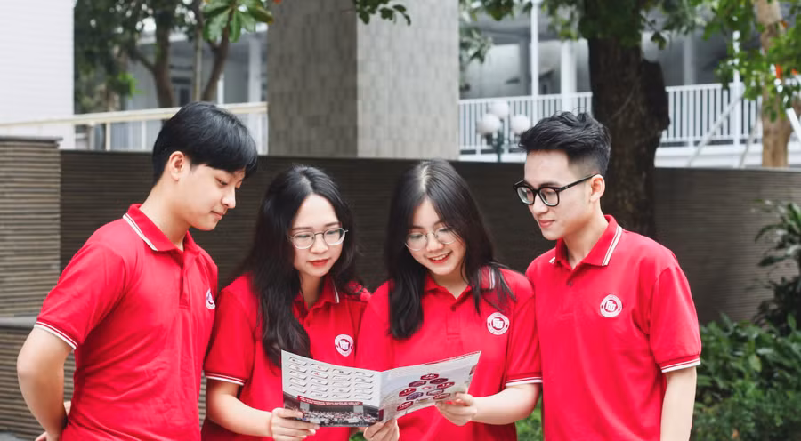 Sinh viên Trường Đại học Ngoại thương. Ảnh: NTCC
