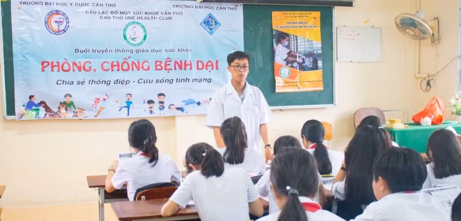 nhan-luc-nganh-thu-y-1.jpg