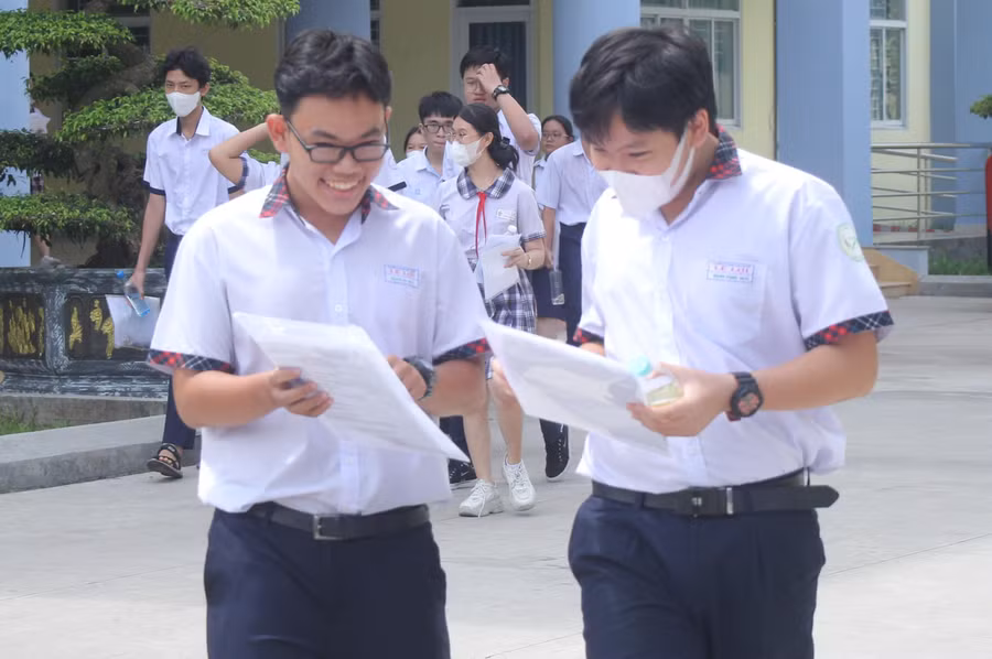 Học sinh TPHCM tham gia kỳ thi vào lớp 10 năm học 2024 - 2025. Ảnh: M.A