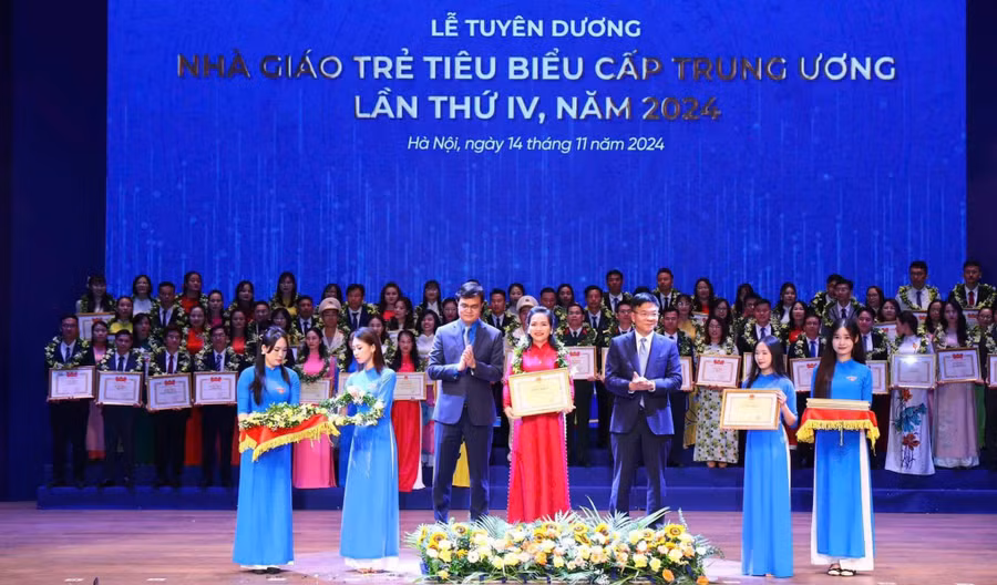 xung-danh-nha-giao-tre-tieu-bieu-1.jpg