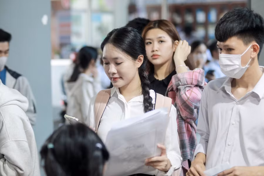 can-nao-lua-chon-mon-trong-to-hop-xe-tuyen-1.jpg
