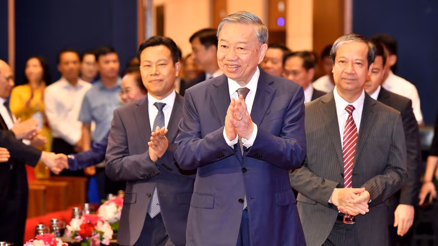 ky-nguyen-vuon-minh-3.jpg