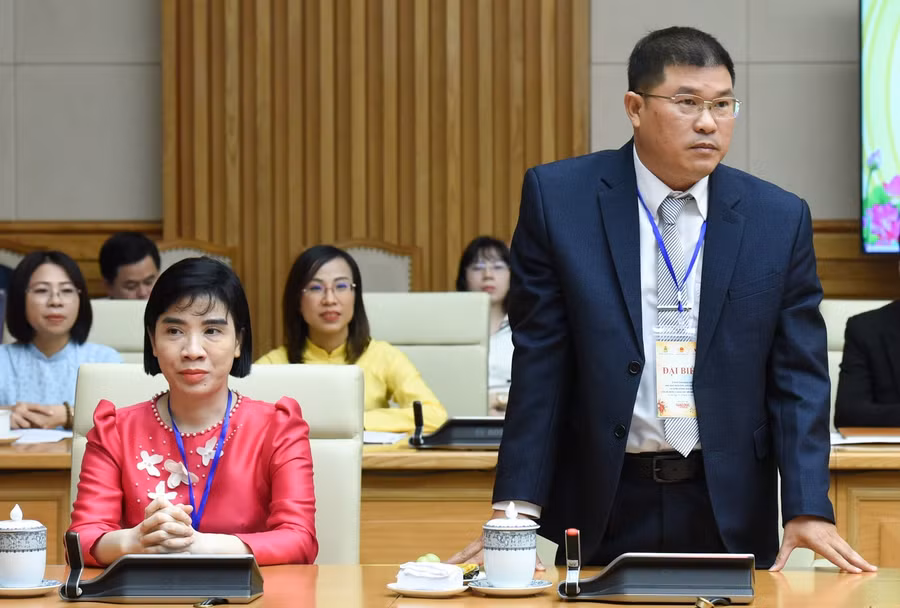 hai-muoi-nam-gieo-chu-vun-uoc-mo-cho-hoc-tro-ngheo-2.jpg