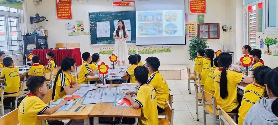Trường Tiểu học Hương Canh A ứng dụng công nghệ số trong dạy và học.