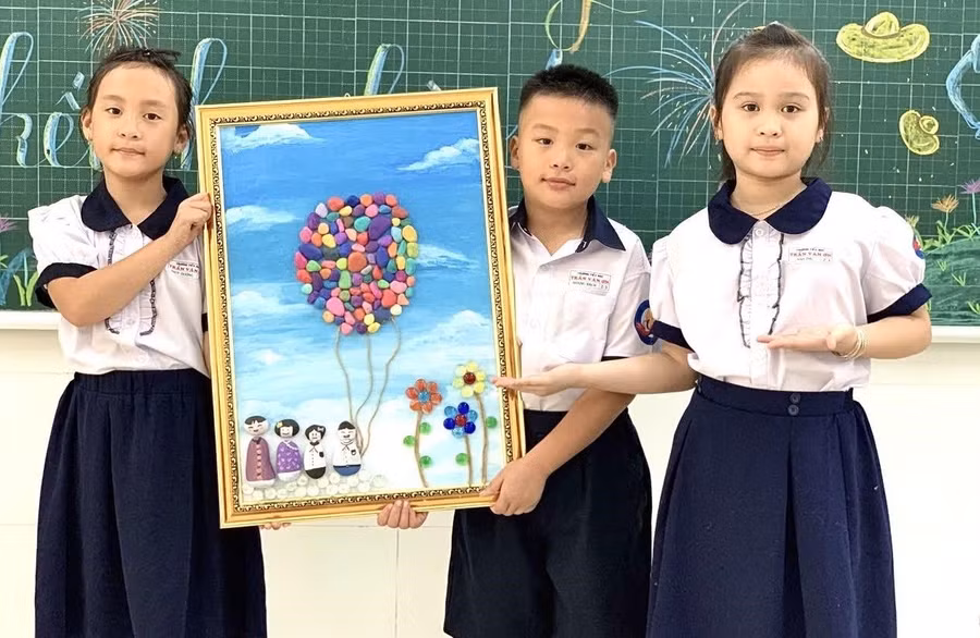 Sản phẩm của học sinh Trường Tiểu học Trần Văn Ơn. Ảnh: NTCC