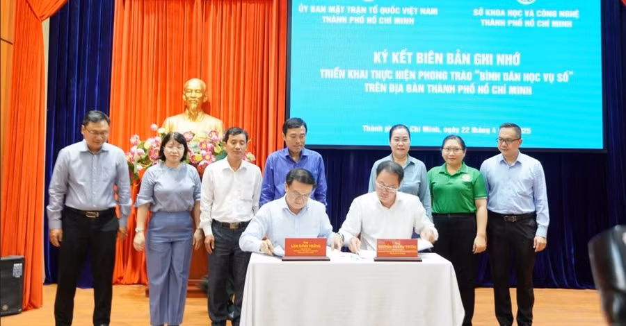 phong-trao-binh-dan-hoc-vu-so-1.jpg