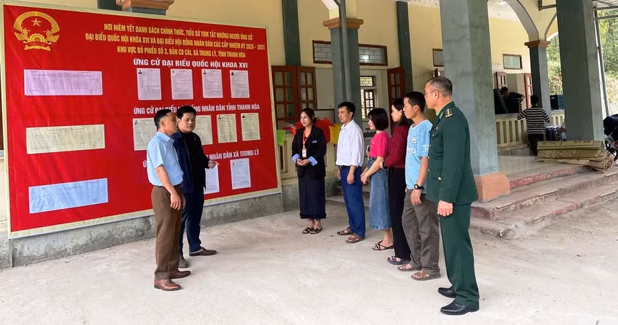hieu-truong-vung-bien-bang-rung-tuyen-truyen-bau-cu-2-4186.jpg