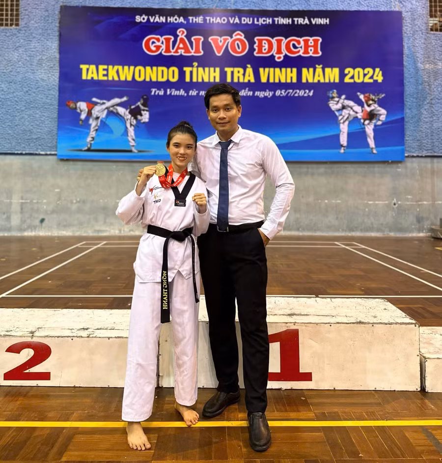 co-gai-vang-taekwondo-3-9622.jpg