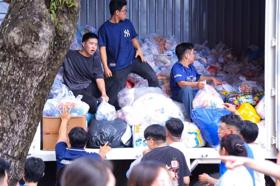 sat-canh-cung-mien-trung-1.jpg