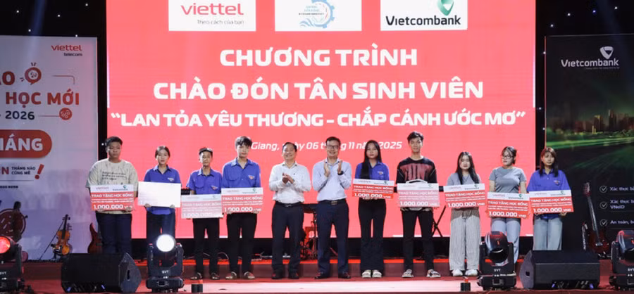 hoc-phi-dai-hoc-tang-theo-lo-trinh-3.jpg