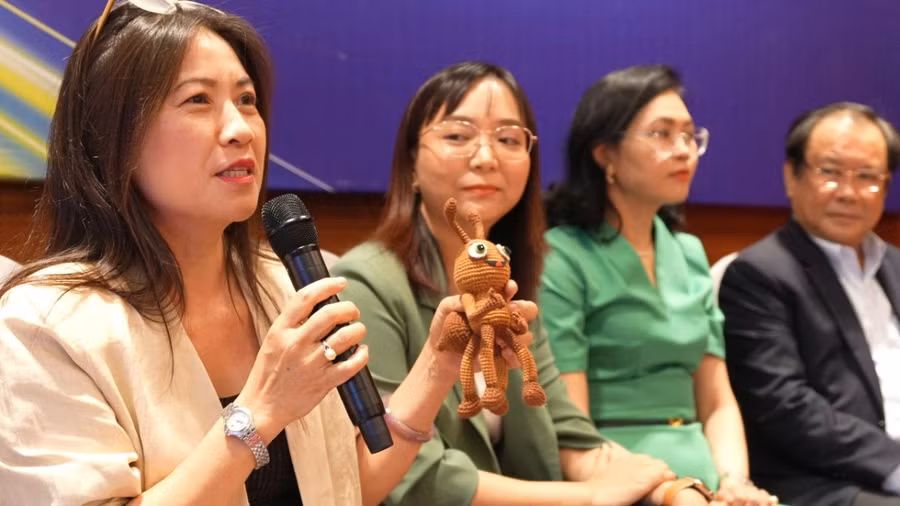 Bà Nguyễn Thị Ngọc Diệp, Phó Tổng Biên tập VnEconomy.