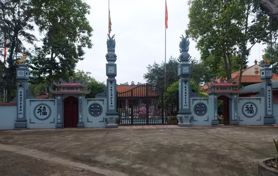 chuyen-it-biet-ve-vi-tien-si-xuat-than-dong-doi-vua-tran-1.jpg