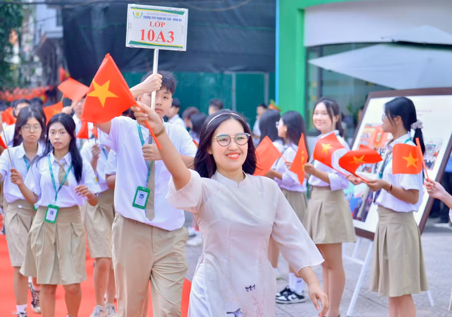 ha-noi-chuan-bi-dieu-kien-pho-cap-thpt3.jpg