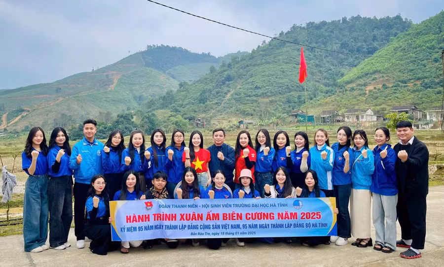 sao-thang-gieng-tren-giang-duong-su-pham-3.jpg