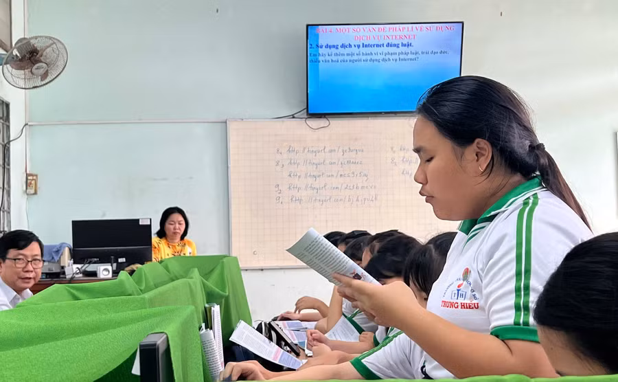so-hoa-sach-giao-khoa-1.jpg