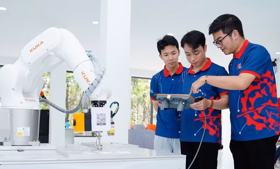 Sinh viên Trường Đại học Bách khoa (Đại học Đà Nẵng). 