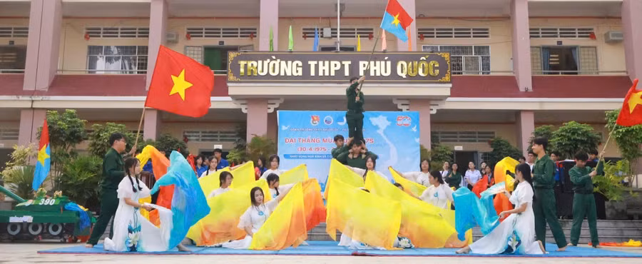 gen-z-thap-sang-long-yeu-nuoc-tren-mang-xa-hoi-2.jpg
