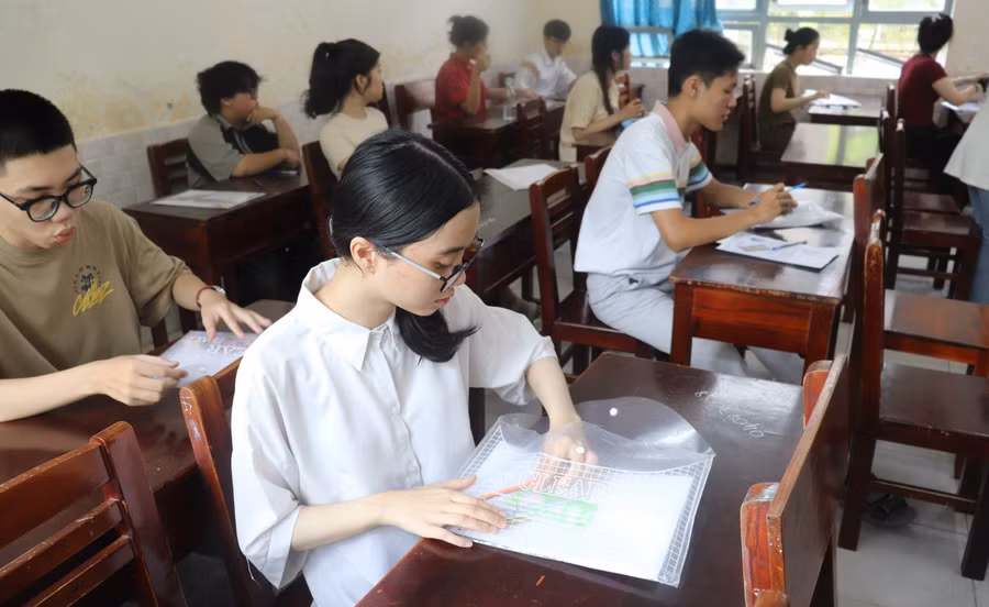 khop-noi-cong-tac-tuyen-sinh-2-9859-9765.jpg