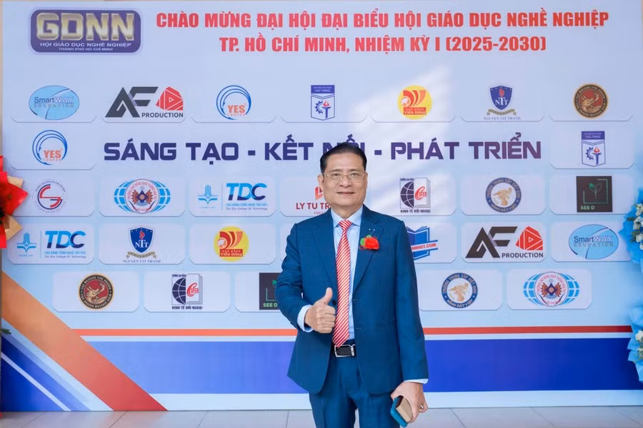 can-co-che-thi-diem-cho-nghe-moi-3.jpg