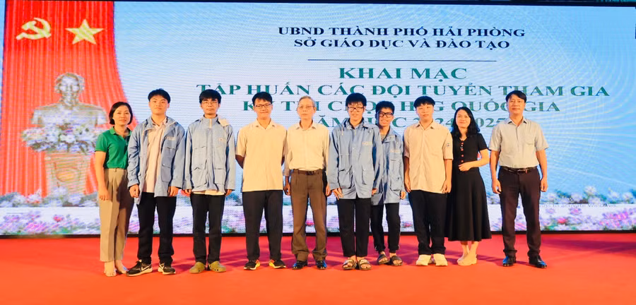 thay-tro-no-luc-cho-ky-thi-chon-hoc-sinh-gioi-quoc-gia-1-1967.jpg