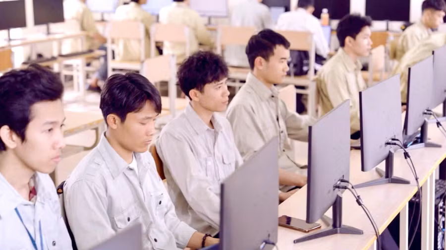 nhieu-chinh-sach-dot-pha2.jpg