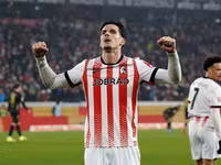 Man United nhắm trung phong cao 1m98