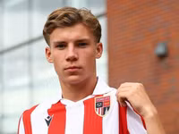 Louie Bradbury gia nhập Stoke City.
