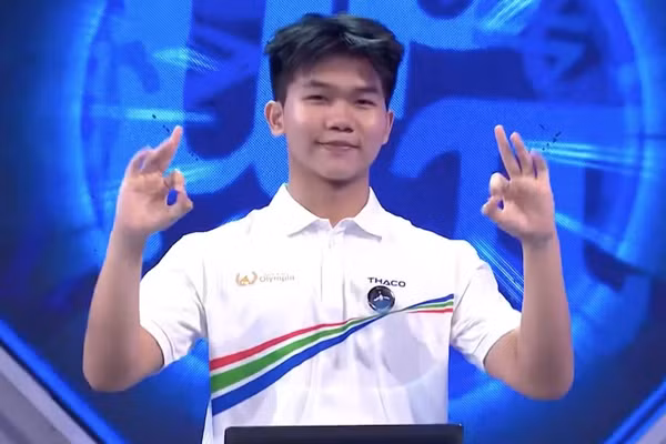 Nguyễn Huy Quang Minh (học sinh lớp 12 Sinh, Trường THPT chuyên Thái Bình, tỉnh Hưng Yên). Ảnh: VTV.