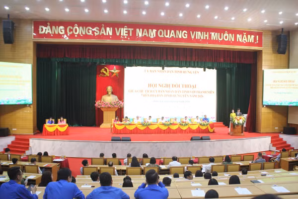 Quang cảnh buổi đối thoại.