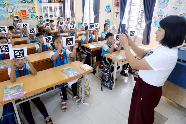 100% cơ sở giáo dục Hưng Yên đã triển khai phần mềm quản trị trường học kết nối với cơ sở dữ liệu ngành.