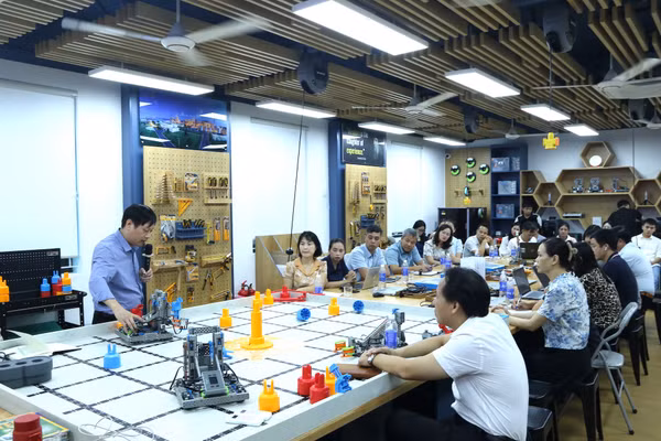 Quang cảnh buổi tập huấn. Ảnh: Đinh Chiến